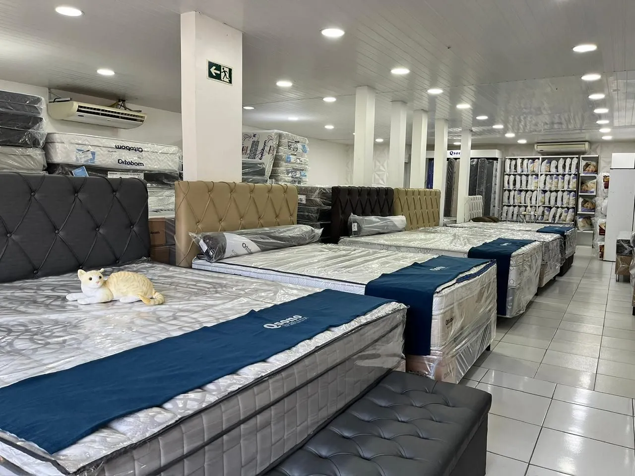 Colchões montados na loja